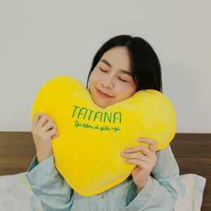 Gối trang trí hình trái tim